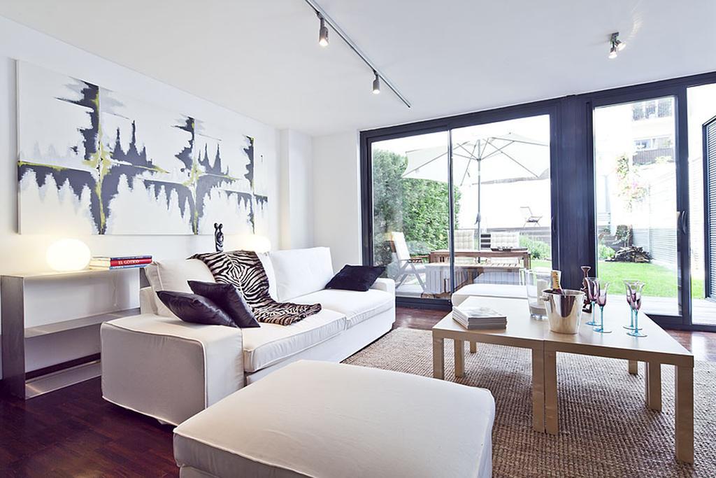 - Private Pool&garden Center * Barcelona