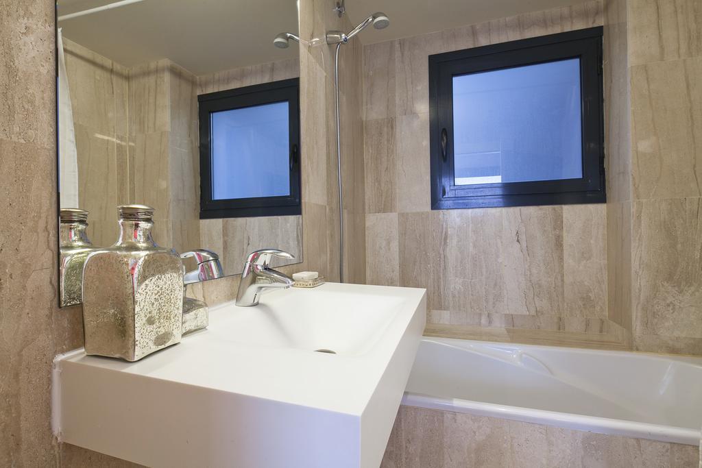 - Private Pool&garden Center * Barcelona