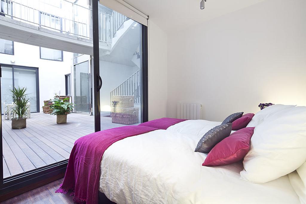 - Private Pool&garden Center Appartement